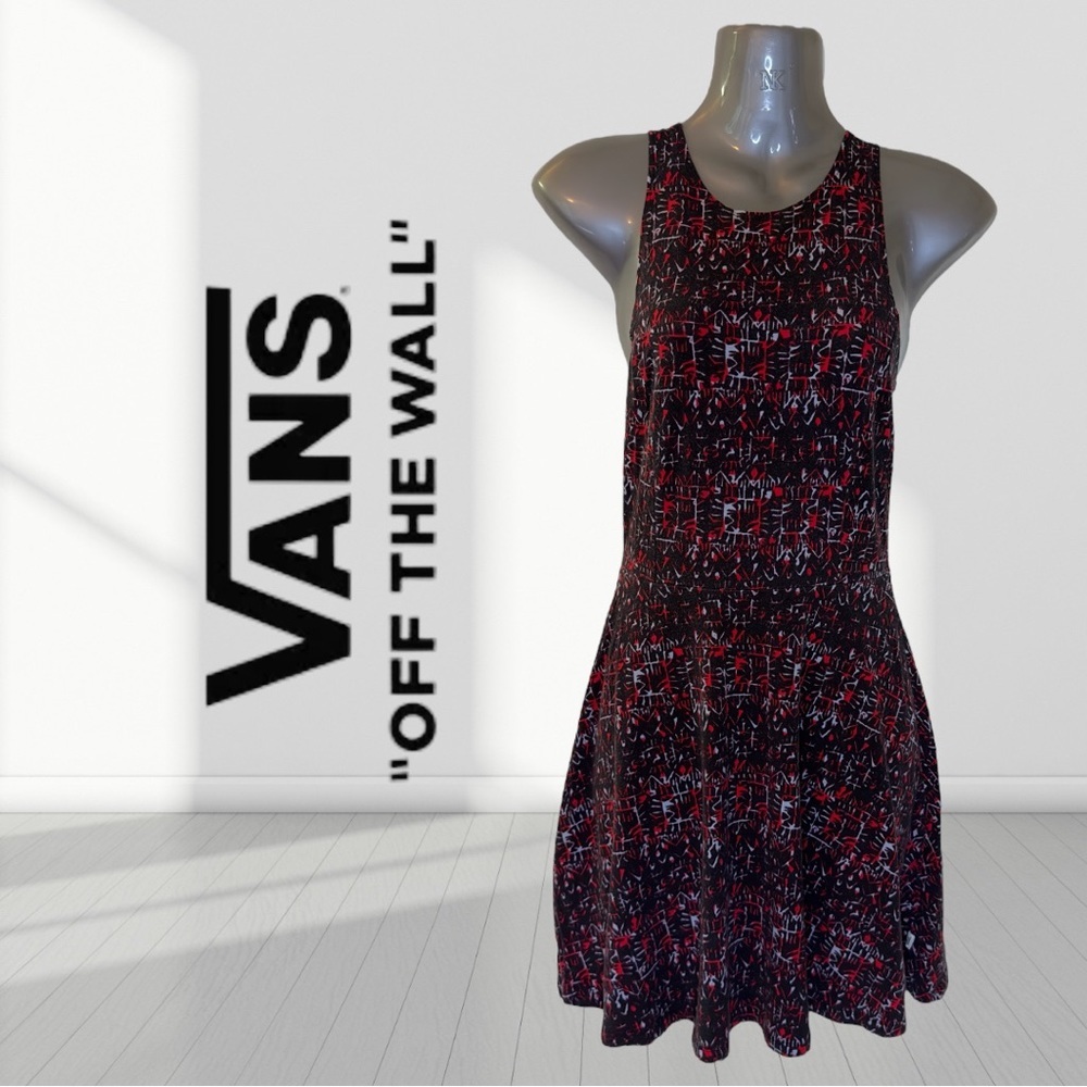 •Van’s dress